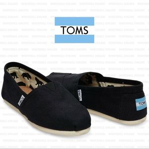 TOMS Women’s Classic Black Canvas Slip On Shoes